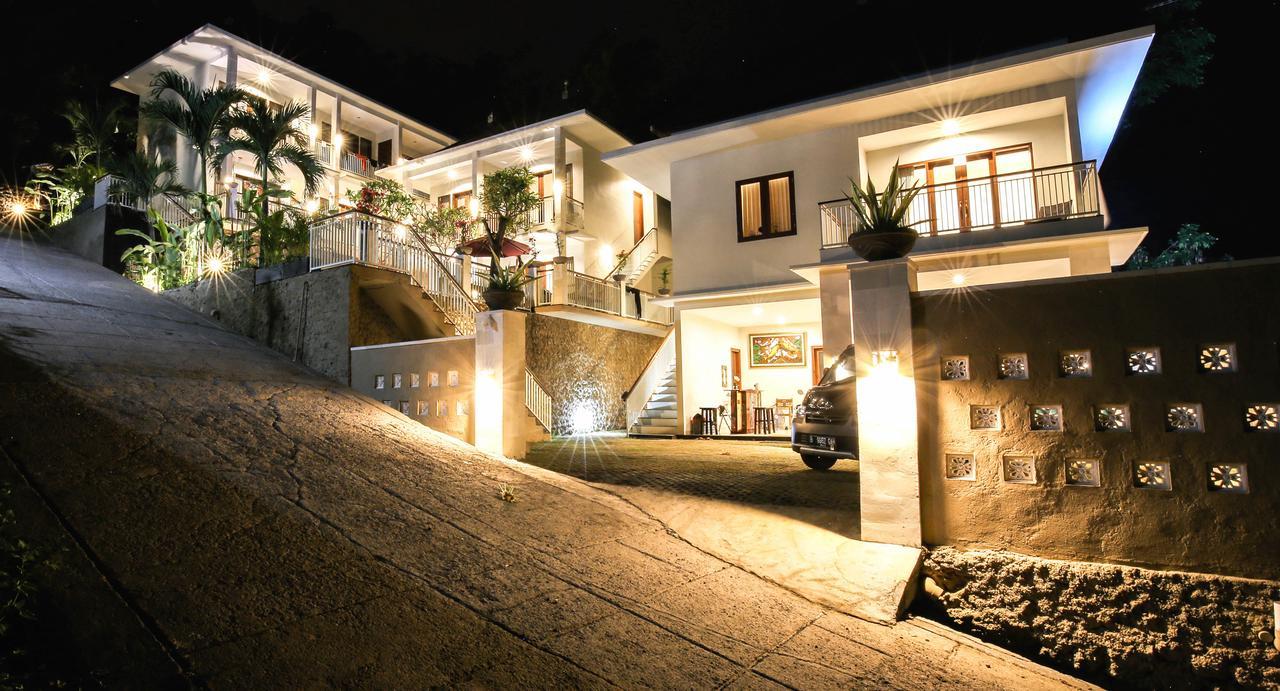 Dewi 3* Padangbai (Bali)