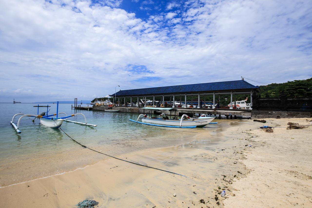 Dewi Padangbai (Bali)